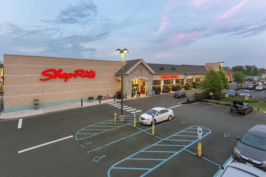 More Photos Of 435 Elizabeth Ave, Somerset Unknown For Lease