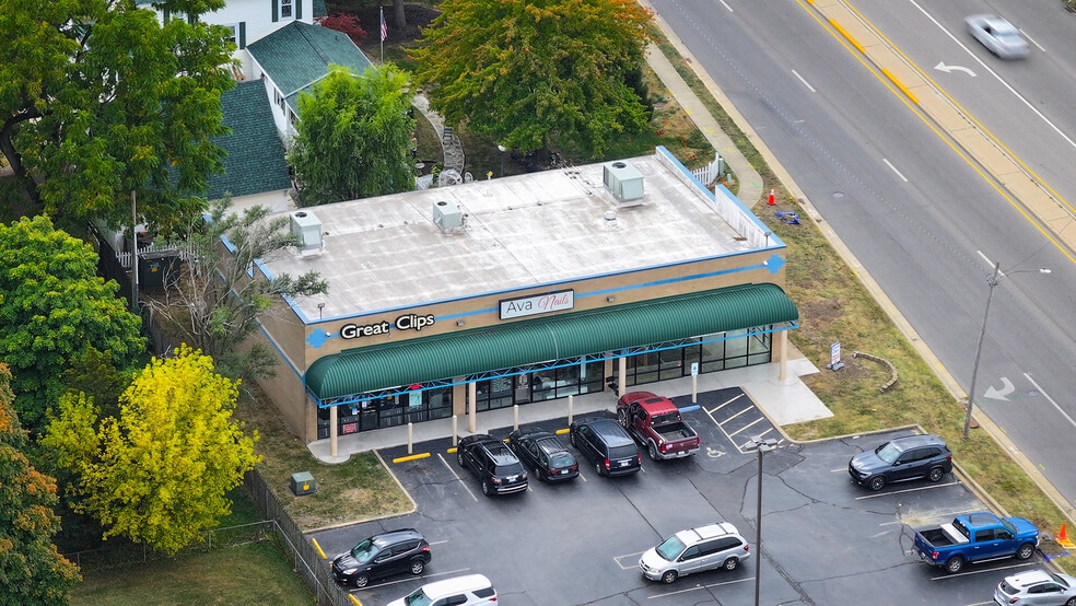 More Photos Of 215 E Ash Ave, Decatur Freestanding For Sale