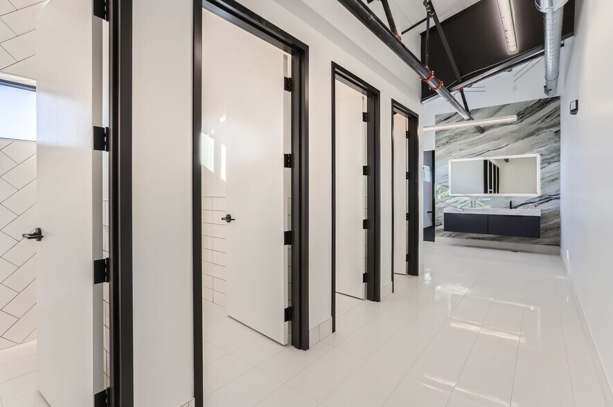 More Photos Of 1495 Overlook Dr, Lafayette Light Manufacturing For Lease