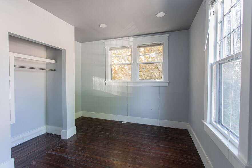 More Photos Of 1103 17th Ave S, Nashville Office For Lease