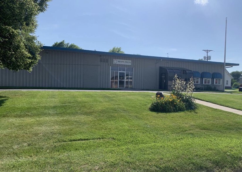 Primary Photo Of 4760 S 135th St, Omaha Manufacturing For Sale
