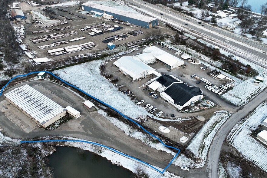 More Photos Of 150 Ayers Blvd, Belpre Light Distribution For Lease