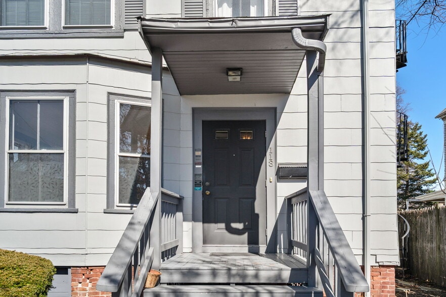 More Photos Of 113 Belmont St, Belmont Office For Sale