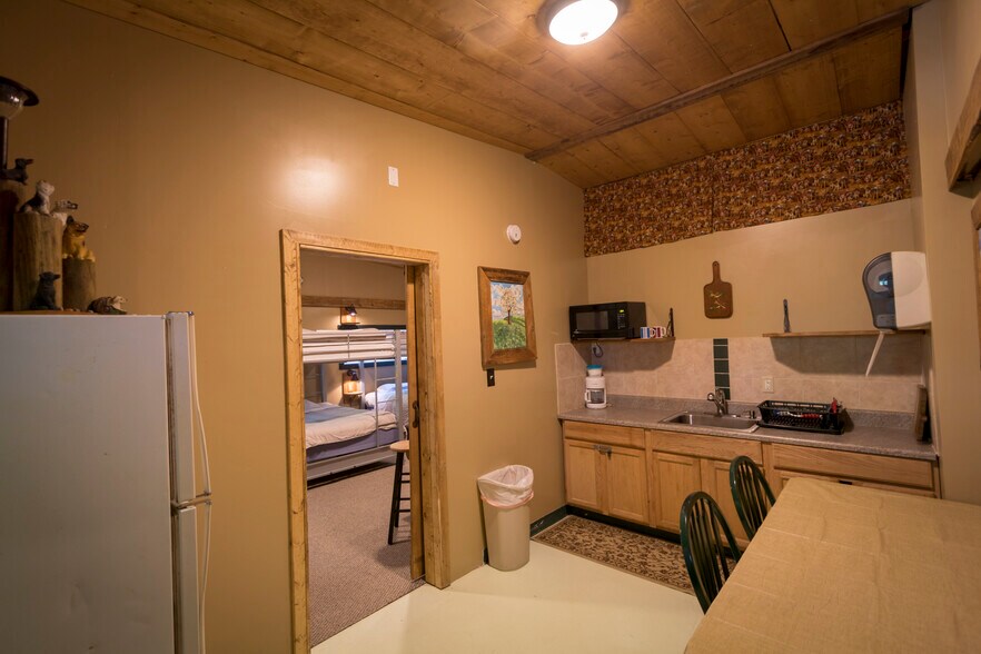 More Photos Of 88 Lower Mountain Creek Rd, Robbinsville Trailer Camper Park For Sale