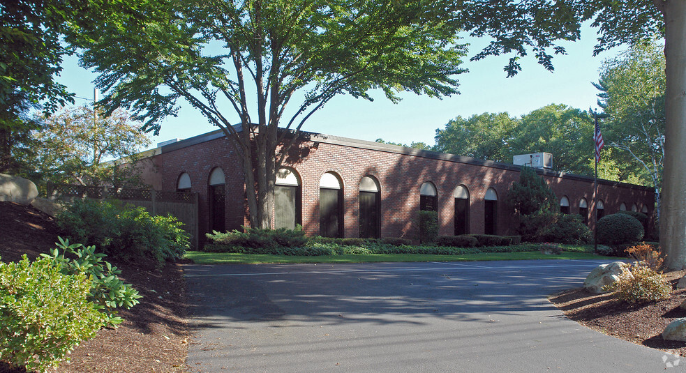 Primary Photo Of 55 Research Rd, Hingham Manufacturing For Lease