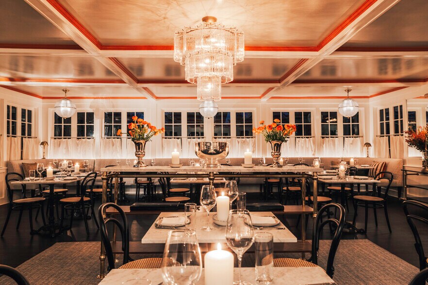 More Photos Of 210 Hampton Rd, Southampton Restaurant For Sale