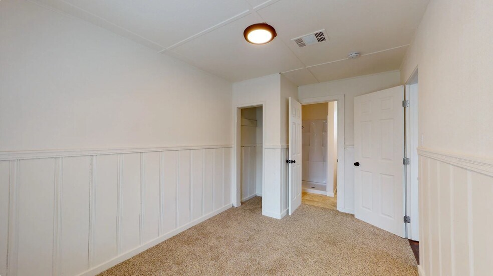 More Photos Of 2715 Twin View Blvd, Shasta Lake Multifamily For Sale