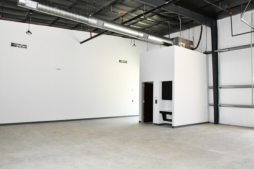 More Photos Of 33109 Forest West St, Magnolia Unknown For Lease