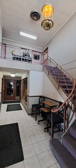 More Photos Of 6142-6144 Roosevelt Rd, Oak Park Medical For Lease