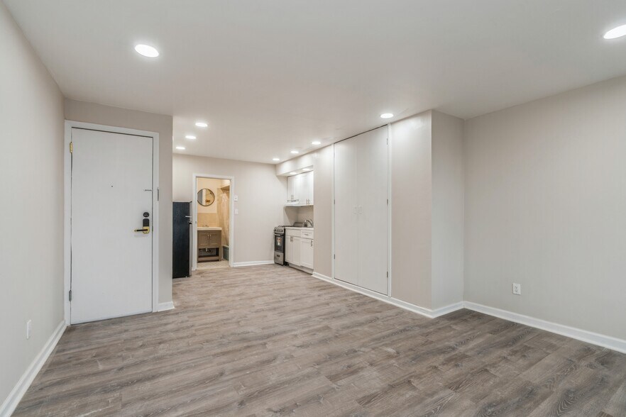 More Photos Of 40 Beacon Ave, Jersey City Apartments For Sale
