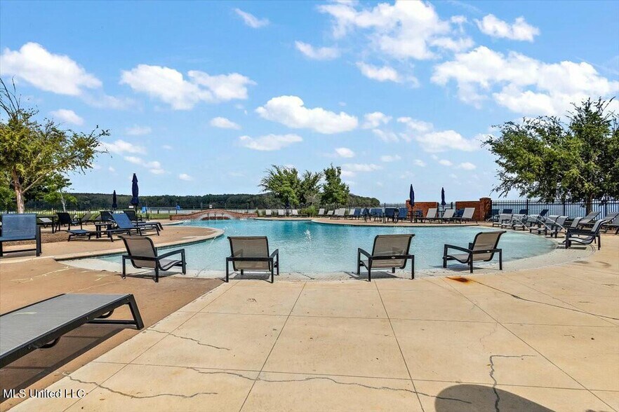 More Photos Of 253 N Natchez Dr, Madison Apartments For Sale