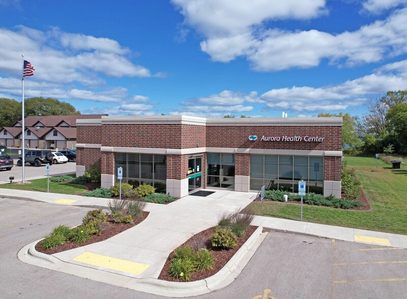 Primary Photo Of 2408 10th St, Menominee Healthcare For Sale