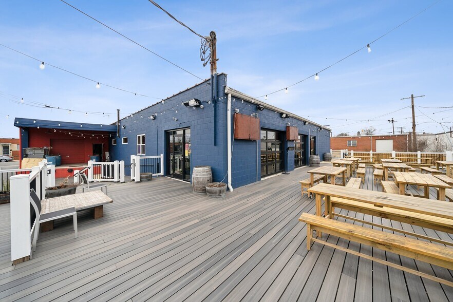 More Photos Of 704 Dawn St, Richmond Warehouse For Sale