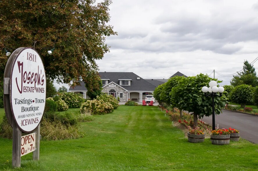 Primary Photo Of 1811 Niagara Stone Rd, Niagara-On-The-Lake Winery Vineyard For Sale