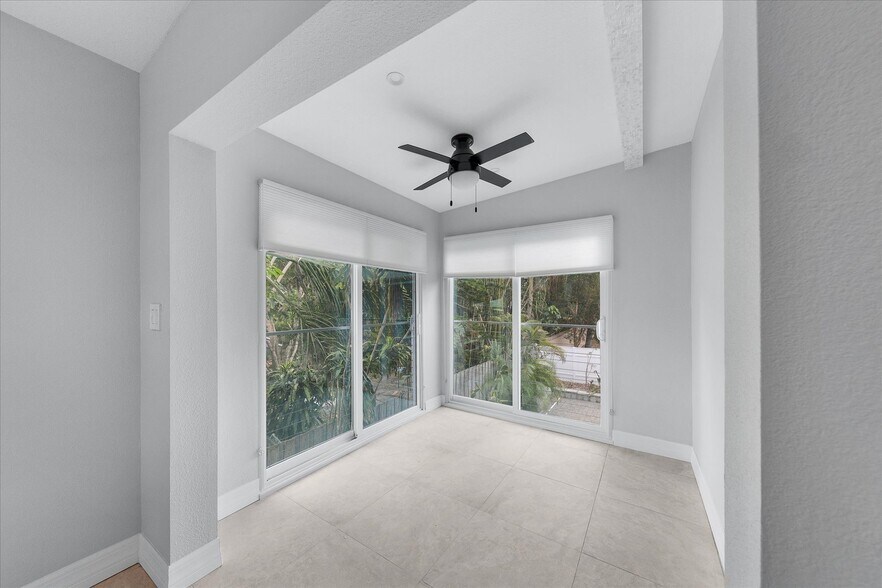 More Photos Of 1236 13th St, Sarasota Apartments For Sale