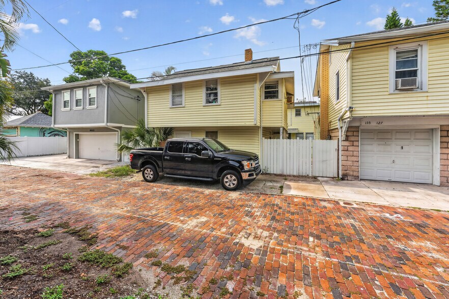 More Photos Of 135 7th Ave NE, Saint Petersburg Apartments For Sale