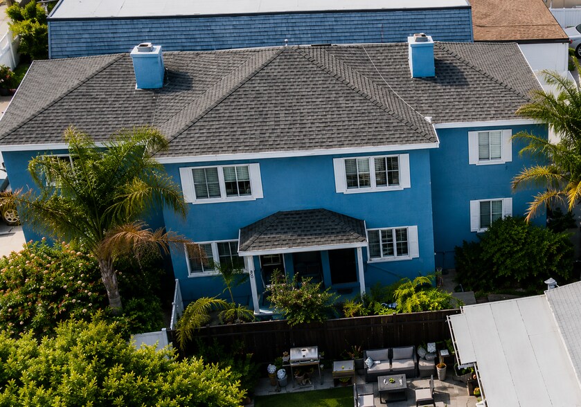 More Photos Of 849-855 Emerald St, San Diego Apartments For Sale