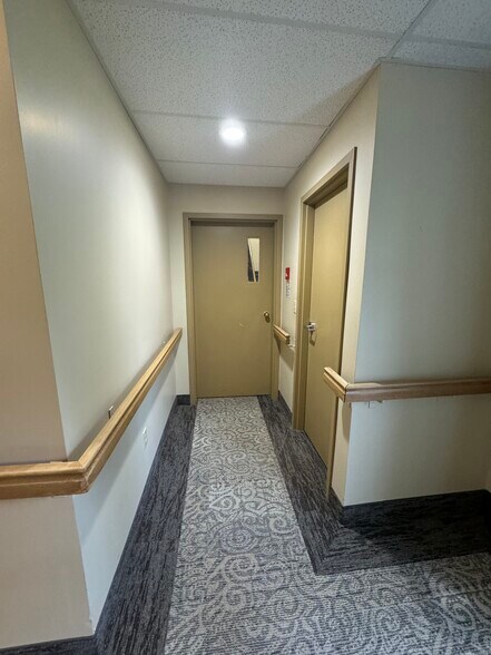 More Photos Of 725 Gibralter St, Norfolk Flex For Sale