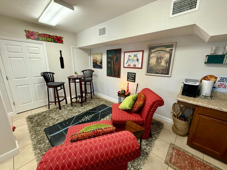 More Photos Of 2044 E Orange Avenue, Eustis Office For Lease