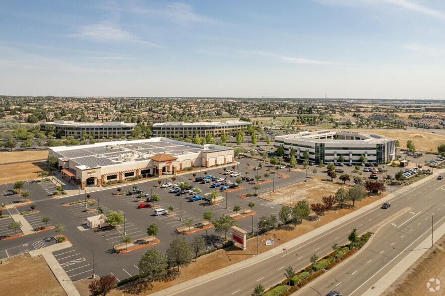 More Photos Of 5701 Lonetree Blvd, Rocklin Office For Lease