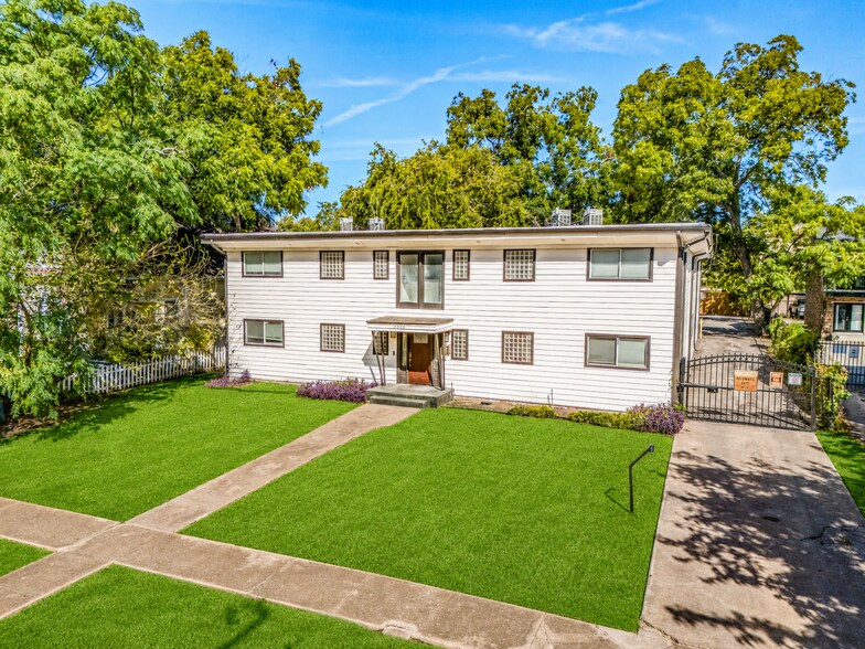 Primary Photo Of 4915 Reiger Ave, Dallas Apartments For Sale