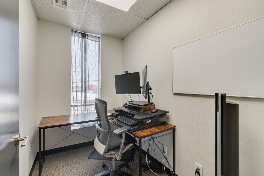 More Photos Of 4925 Davis Blvd, North Richland Hills Office For Sale