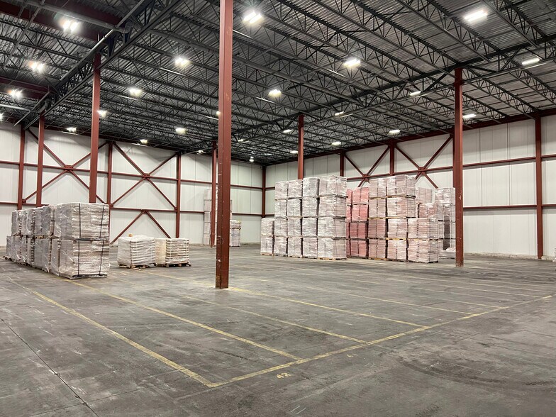 More Photos Of 376 Nash Rd, New Bedford Refrigeration Cold Storage For Lease