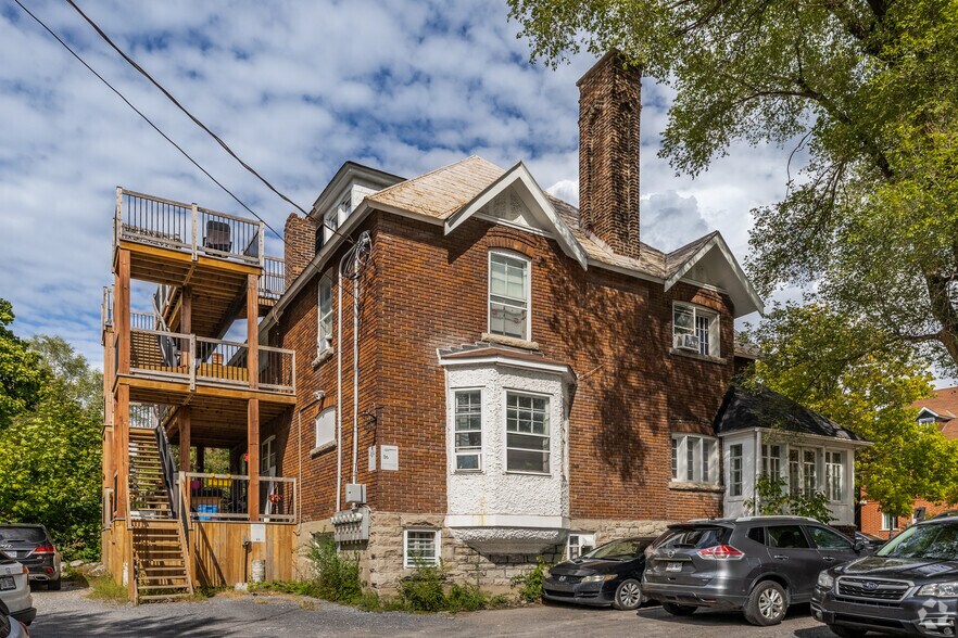 More Photos Of 145 Rue Champlain, Gatineau Apartments For Sale