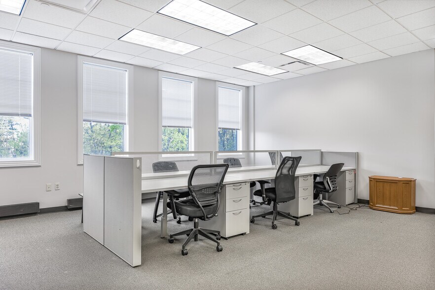 More Photos Of 1451 State Route 34, Wall Township Office For Lease