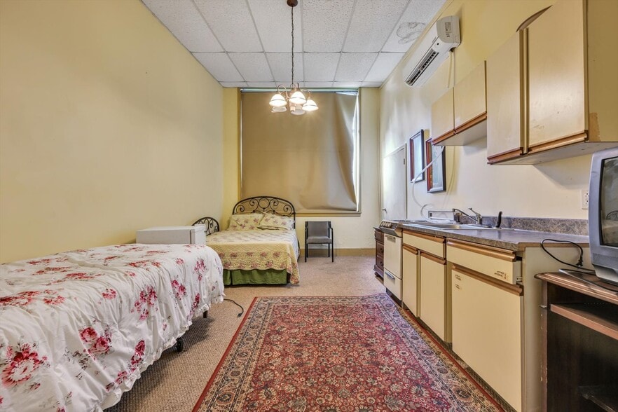 More Photos Of 15 Alliance St, New Philadelphia Rehabilitation Center For Sale