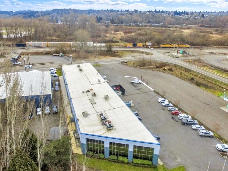 More Photos Of 3077 20th St E, Fife Warehouse For Lease