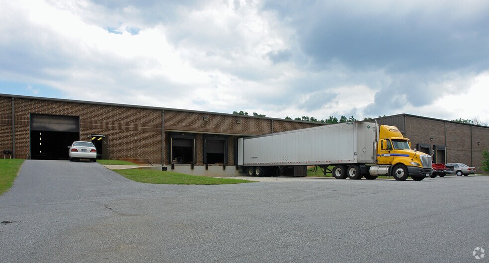 More Photos Of 512 Townsend Ave, High Point Warehouse For Sale