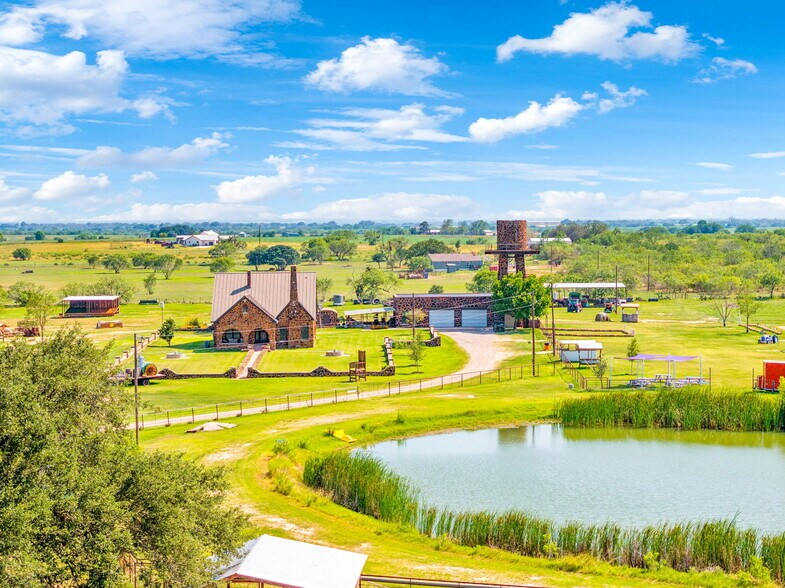 Primary Photo Of 995 W Gates Valley Rd, Poteet Land For Sale