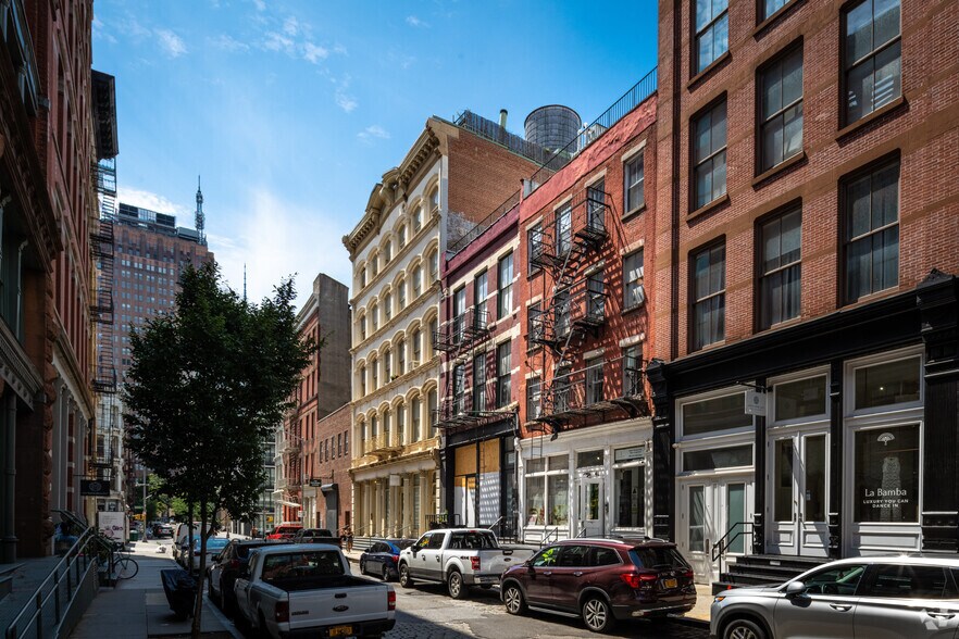 More Photos Of 39 Wooster St, New York Office For Lease
