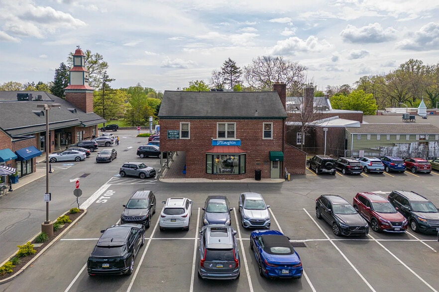 More Photos Of 379-385 W Lancaster Ave, Haverford Township Unknown For Lease