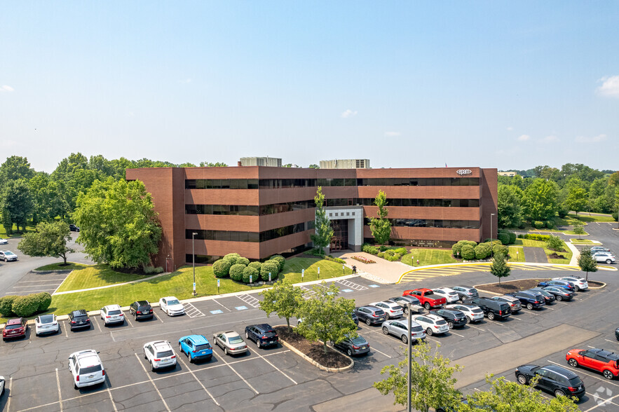 Primary Photo Of 41 University Dr, Newtown Coworking Space