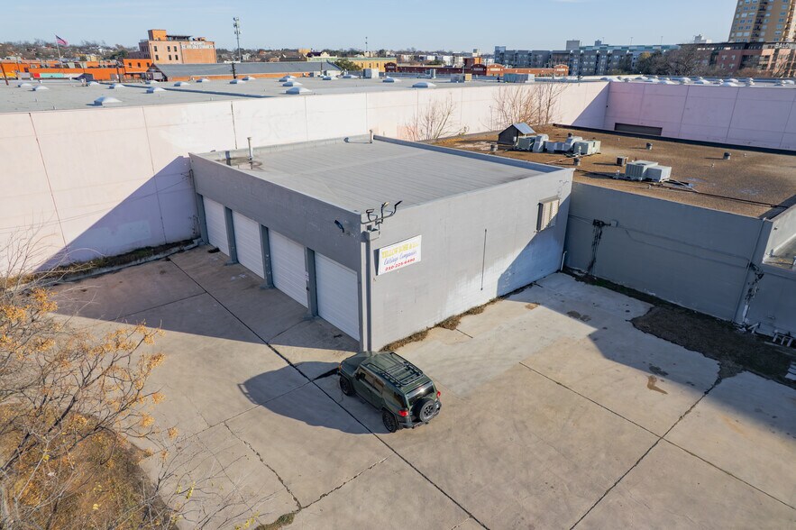 More Photos Of 414 Live Oak Rd, San Antonio Warehouse For Lease