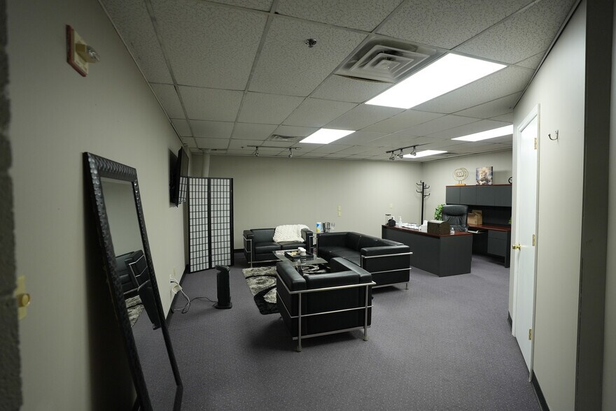 More Photos Of 705 Rivergate Pky, Goodlettsville Religious Facility For Sale