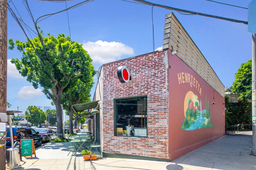 More Photos Of 301-343 N Glendale Blvd, Los Angeles Storefront For Lease