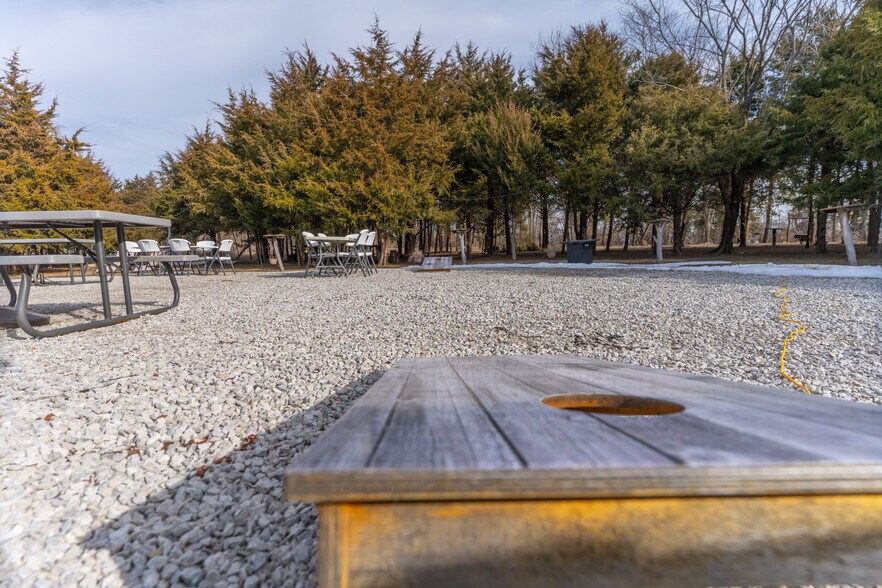 More Photos Of 43937 Highway 36, Monroe City General Retail For Sale