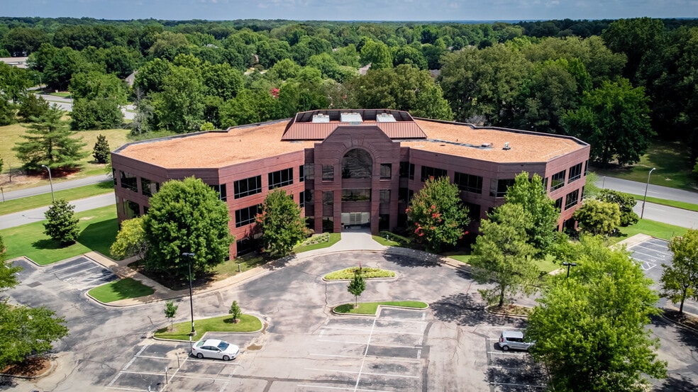 More Photos Of 8295 Tournament Dr, Memphis Coworking Space