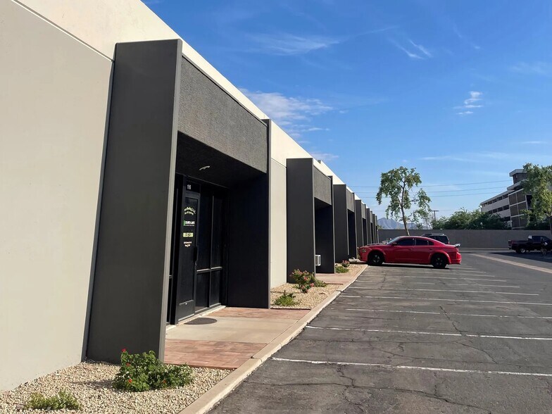 More Photos Of 1220 W Alameda Dr, Tempe Unknown For Lease