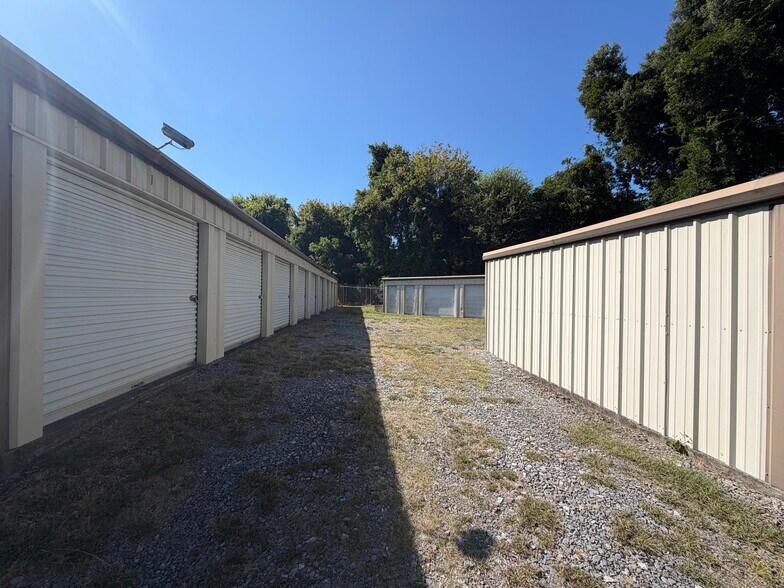 More Photos Of 1200 Dean Ave SE, Rome Self Storage For Sale