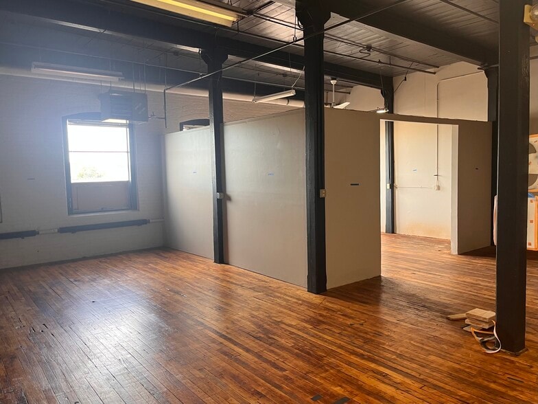 More Photos Of 955 Connecticut Ave, Bridgeport Unknown For Lease