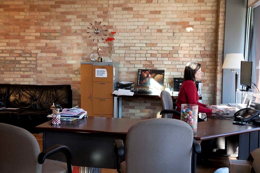More Photos Of 25 S Division Ave, Grand Rapids Office For Sale