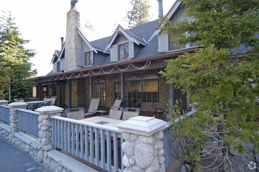 More Photos Of 54950 Pine Crest Ave, Idyllwild-Pine Cove Hotel For Lease