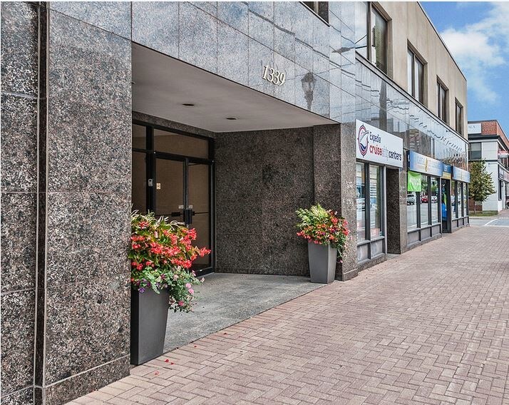 More Photos Of 1337-1341 Wellington St W, Ottawa Office For Lease