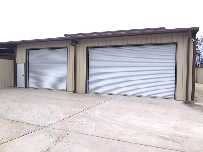 More Photos Of 11066 Highway 242, Conroe Warehouse For Sale