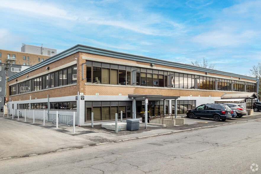 More Photos Of 39 Mcarthur Ave, Ottawa Office For Sale
