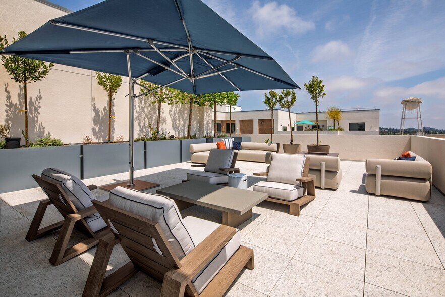 More Photos Of 10375 Washington Blvd, Culver City Apartments For Lease